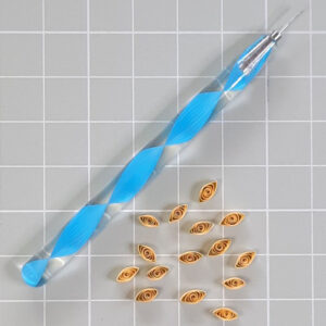 Super-fine tip slotted quilling tool